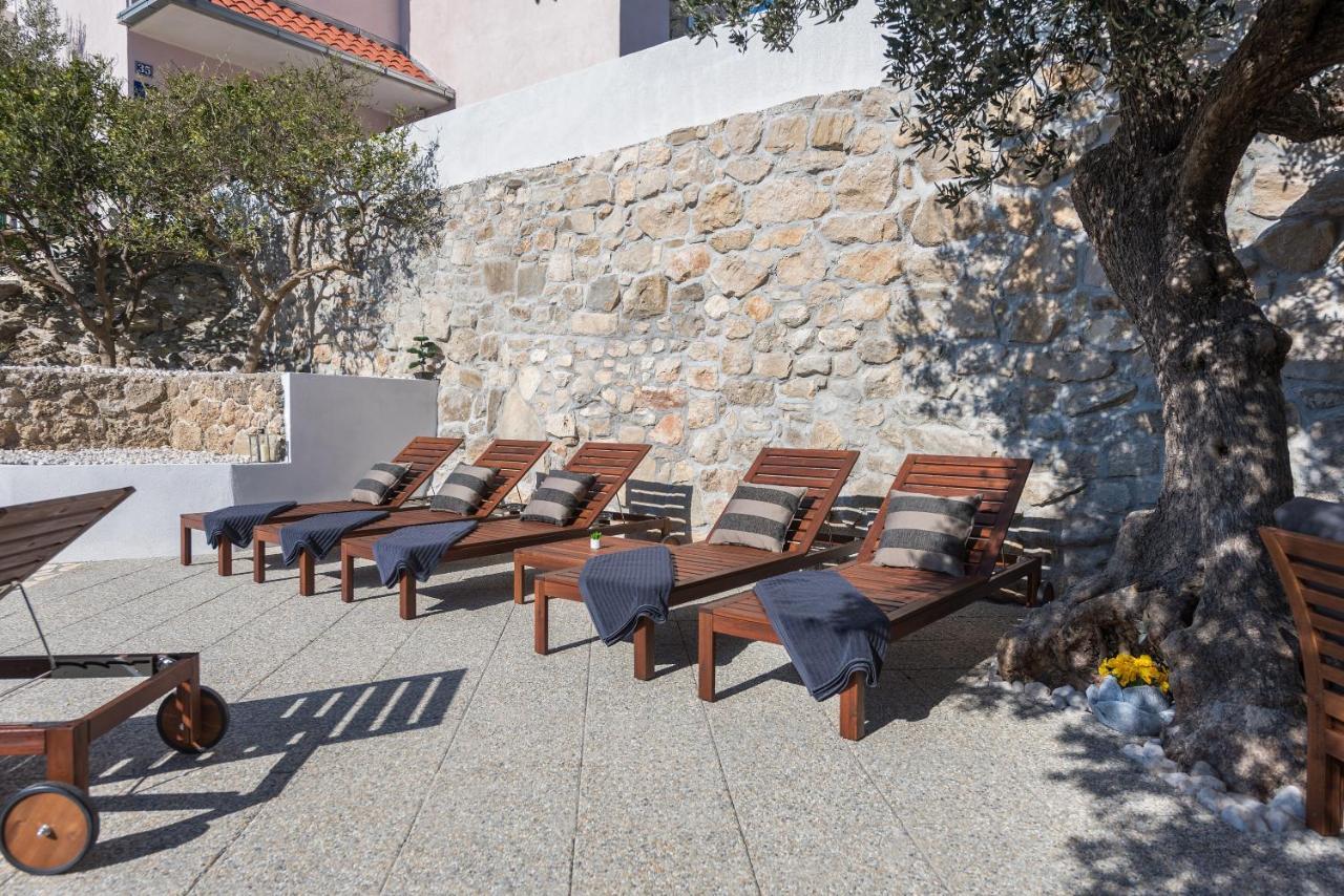 Villa Petra Apartment With Private Pool Макарска Экстерьер фото