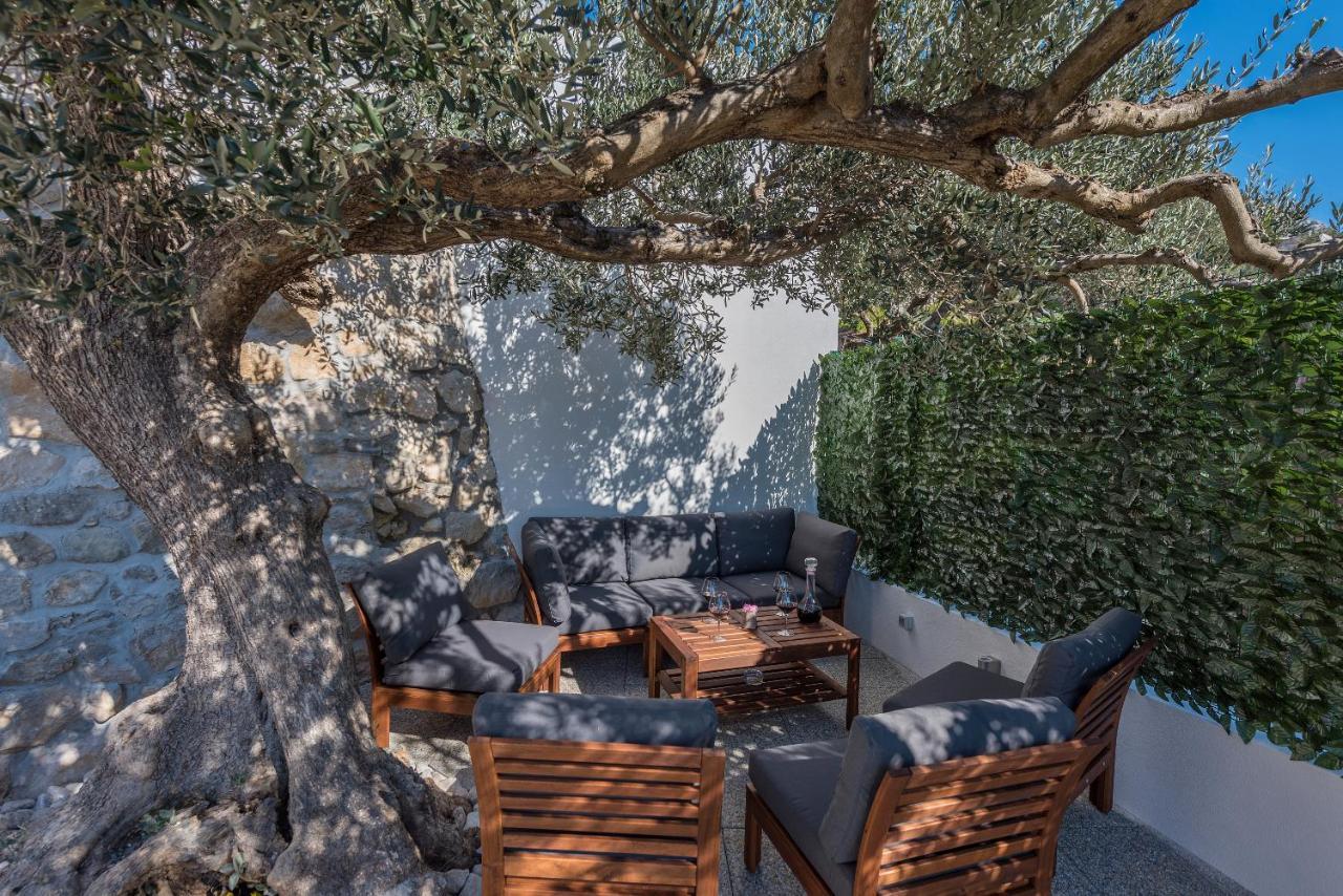 Villa Petra Apartment With Private Pool Макарска Экстерьер фото