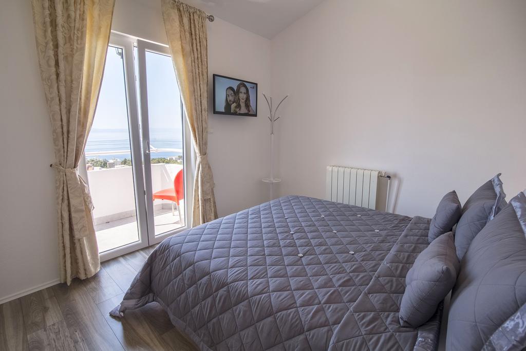 Villa Petra Apartment With Private Pool Макарска Экстерьер фото